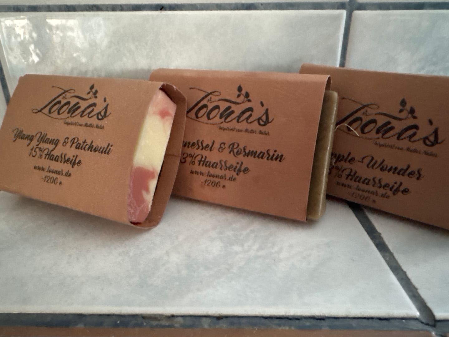 Customer photo review of 8% Apple-Wonder Haarseife (Haarglanz & fluffig-weiches Haar)