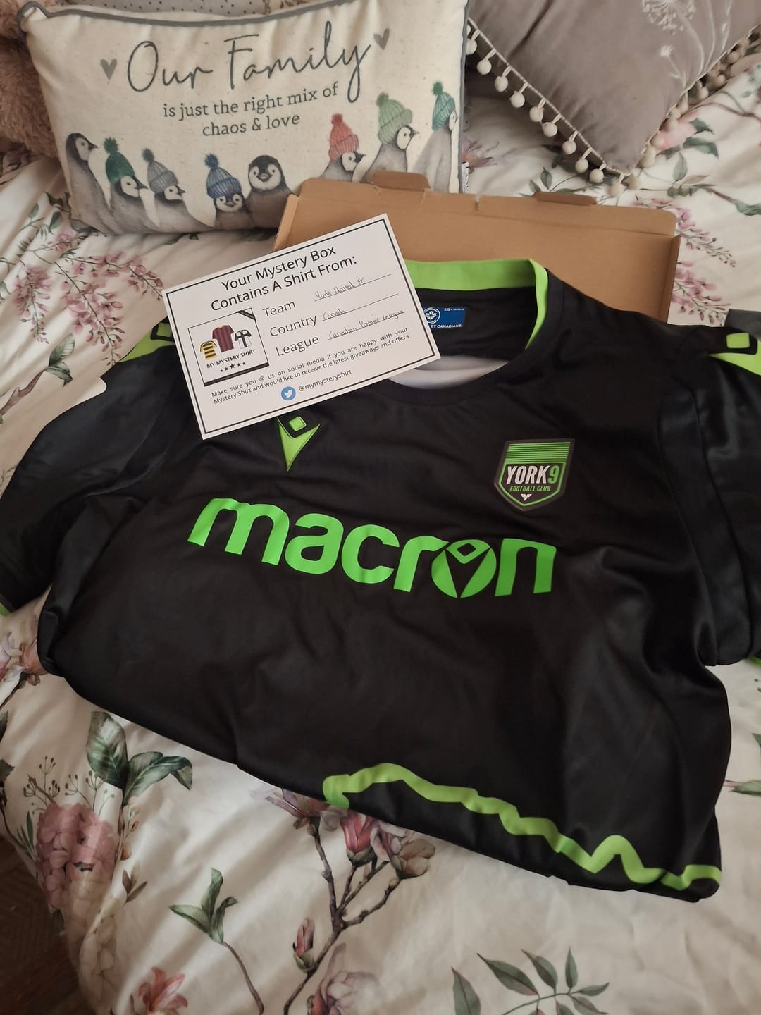 Customer photo review of Men’s Mystery Football Shirt Box