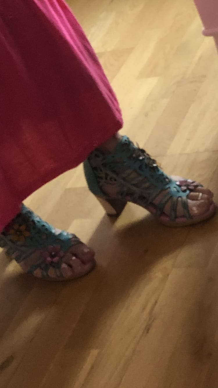 Customer photo review of Blooming Vine Romantic Cutout Sandals