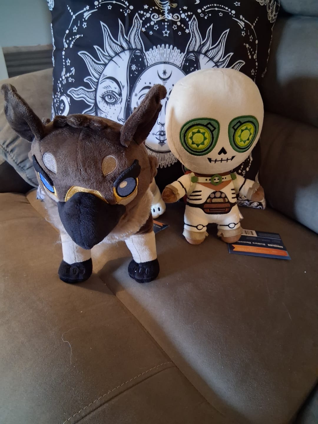 Customer photo review of Dragon Age: The Veilguard - Manfred Collector's Plush