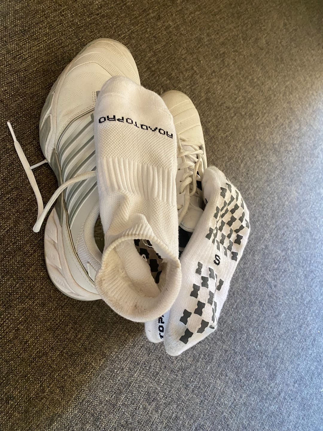 Customer photo review of NEW! RTP ULTRAGRIP V2 Dual sided Non-slip Technology Ankle Socks