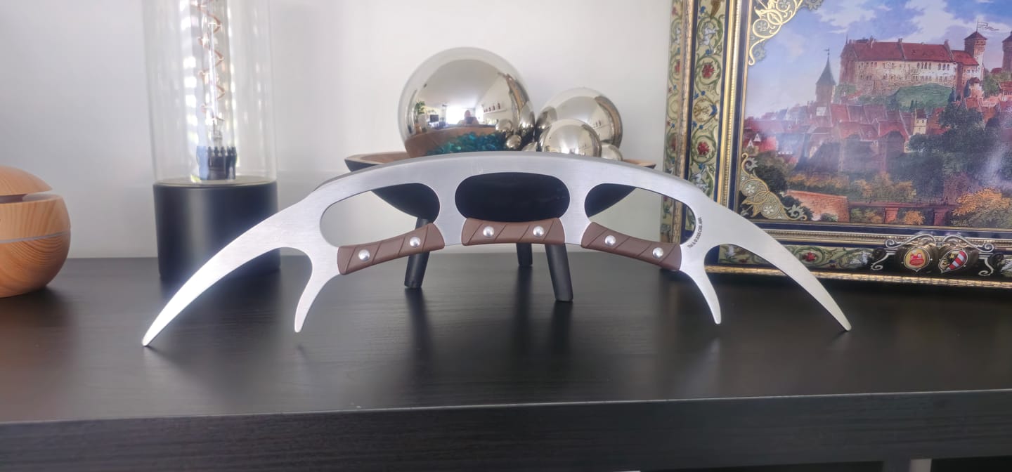 Customer photo review of Star Trek™ Bat'leth Pizza Cutter