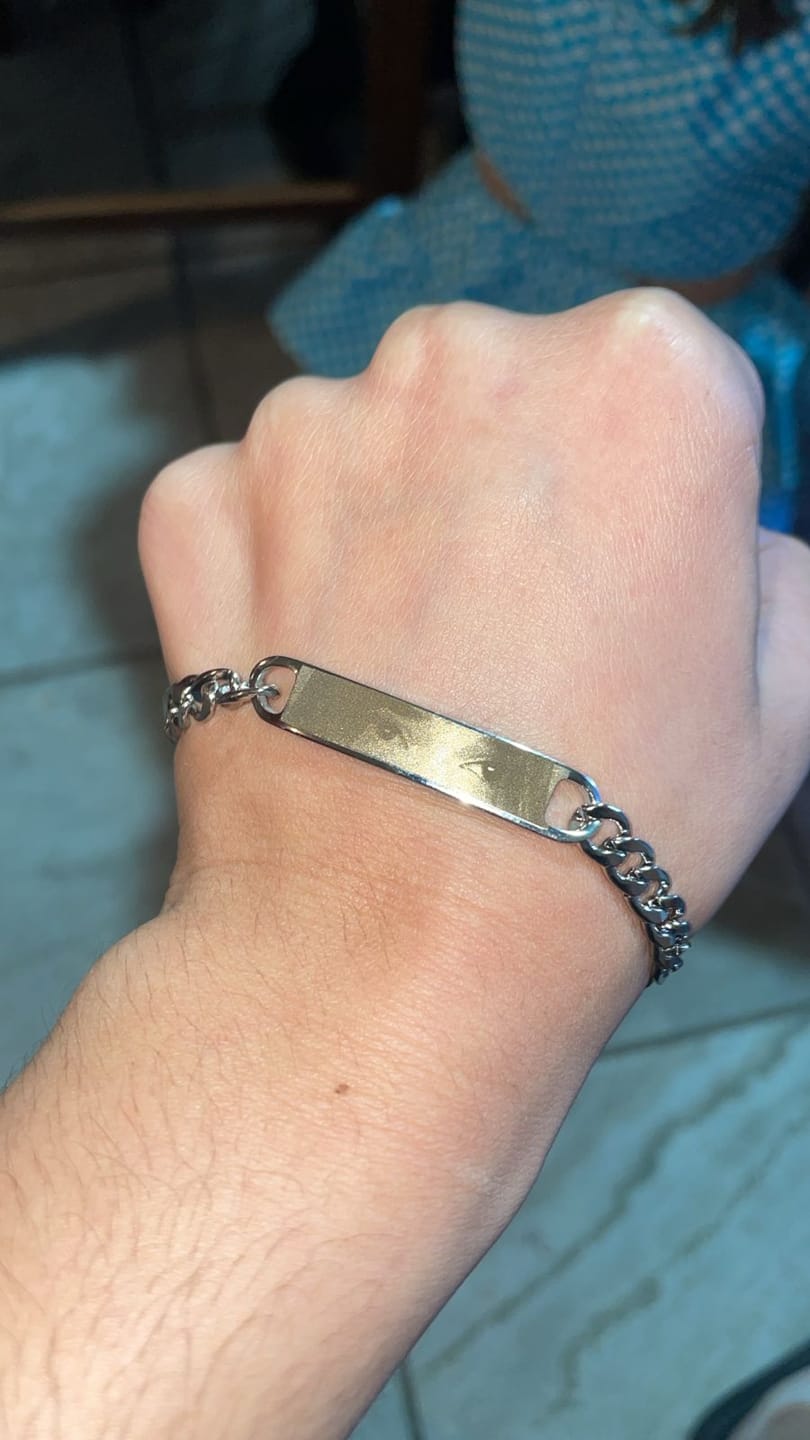 Customer photo review of Pulsera Eslabones Personalizada