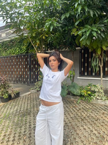 Customer photo review of air dry baby tee