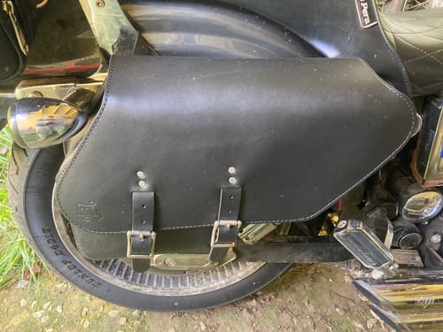 Customer photo review of H-D® Dyna Right Side Solo Bag - DR011