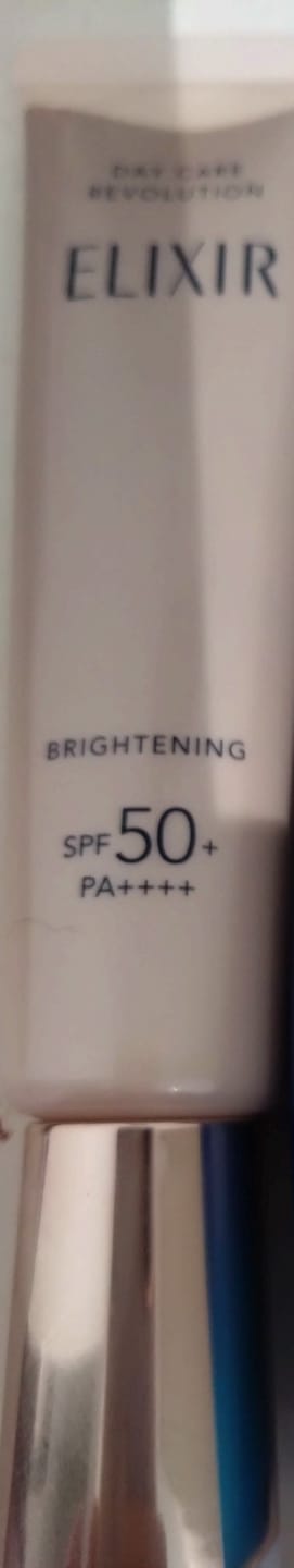 Customer photo review of Shiseido Elixir Day Care Revolution Brightening UV SPF50+ PA++++ 35ml