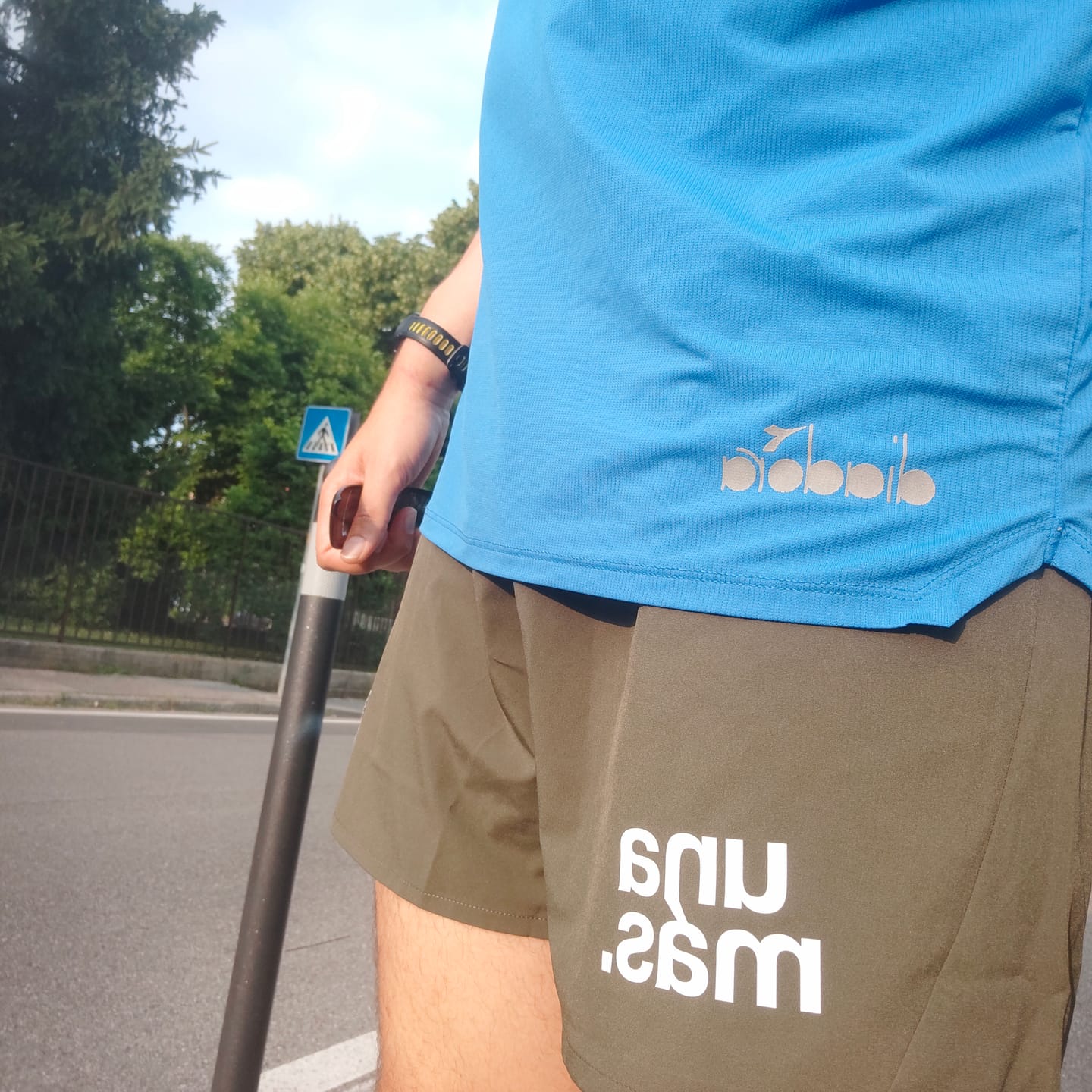 Customer photo review of saysky mens pace shorts 5", green.