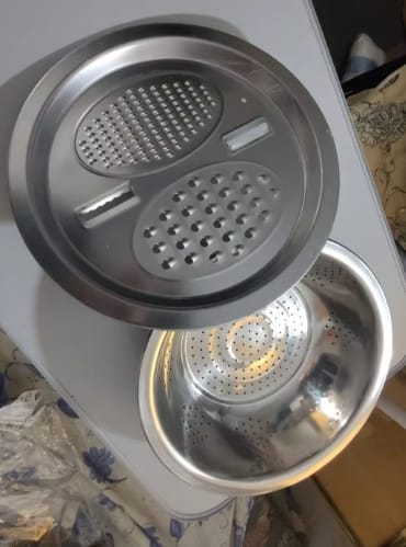 Customer photo review of Stainless Steel Grater Bowl Set