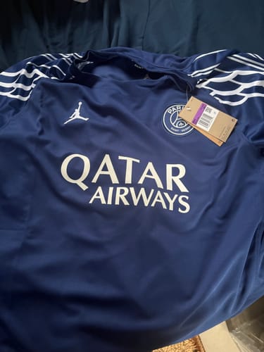 Customer photo review of Paris Saint-Germain 3er Kit Jordan - 24/25
