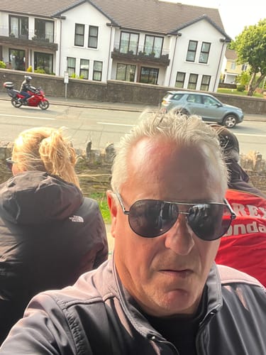Customer photo review of U&C Aviator Sunglasses