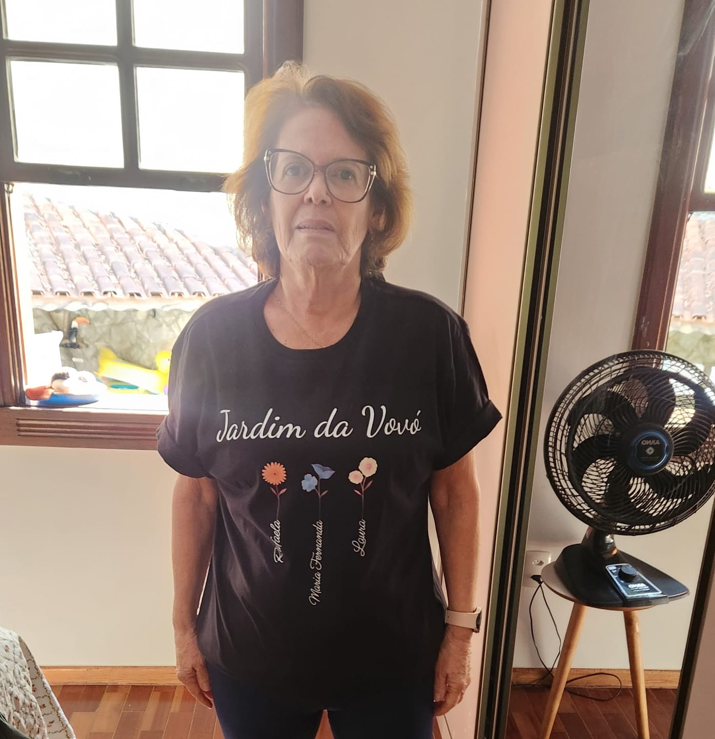 Customer photo review of Camiseta Personalizada Jardim da Vovó - PRETA - Algodão 100%