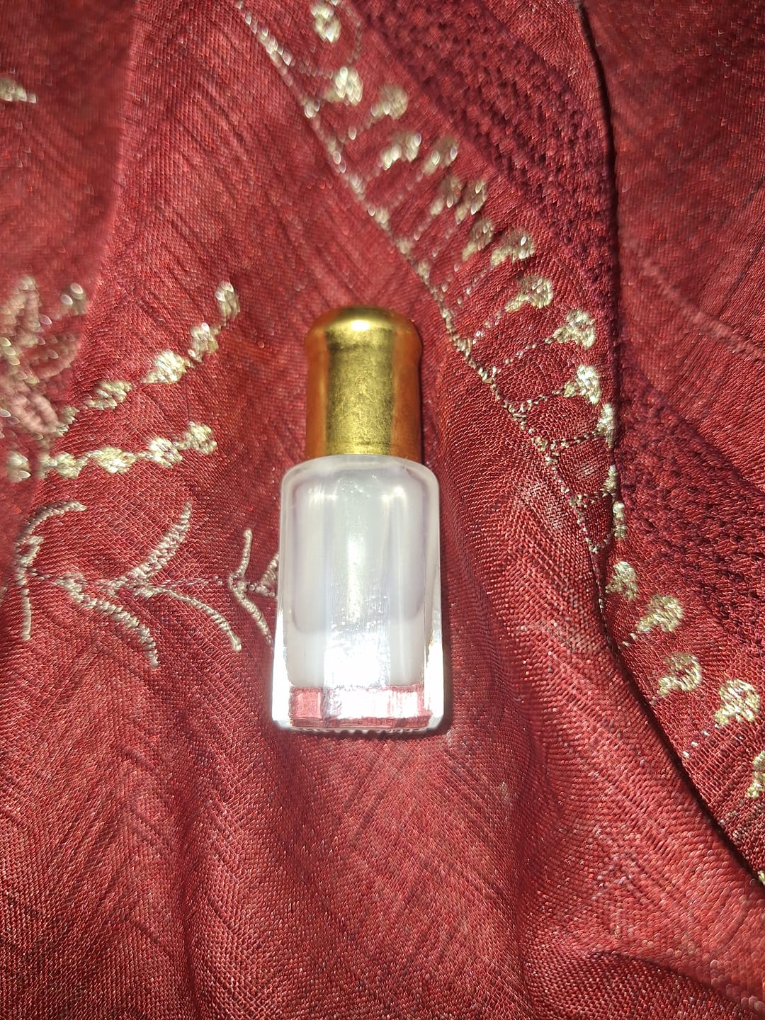 Customer photo review of Musk Al Tahara - White Musk