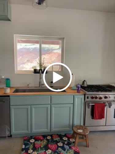 Customer video review of Miracle Paint - Cartouche Green