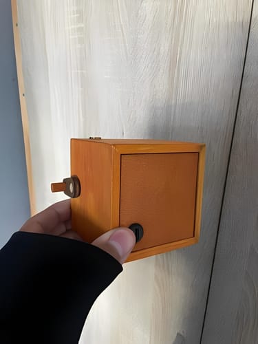 Customer photo review of Cubo di ricordi personalizzato