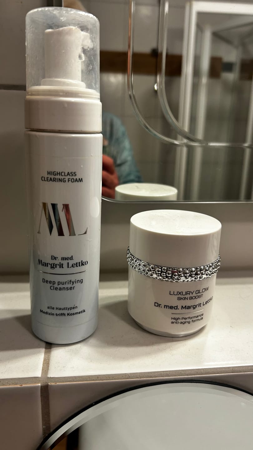 Customer photo review of Luxury Glow AntiAging-Creme