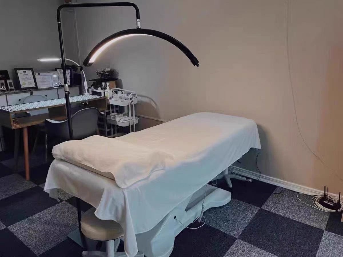 Customer photo review of SmartLift LED Adjustable Brow Lamination & Lash Lift Beauty Bed  AMC-32