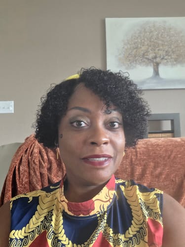 Customer photo review of CurlyMe Pre-bleached Wear Go Glueless Afro Kinky Curly Pre-cut HD Lace Wig Pre-plucked