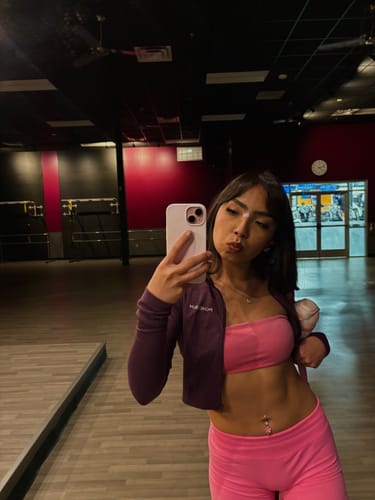 Customer photo review of Pink Spray Twist Back Bandeau Bra