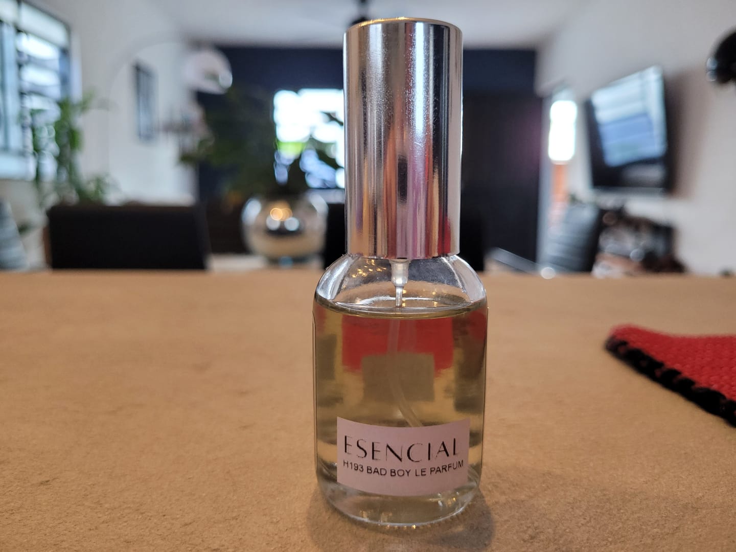 Customer photo review of H193 Inspirado en: Bad Boy Le Parfum - Carolina Herrera