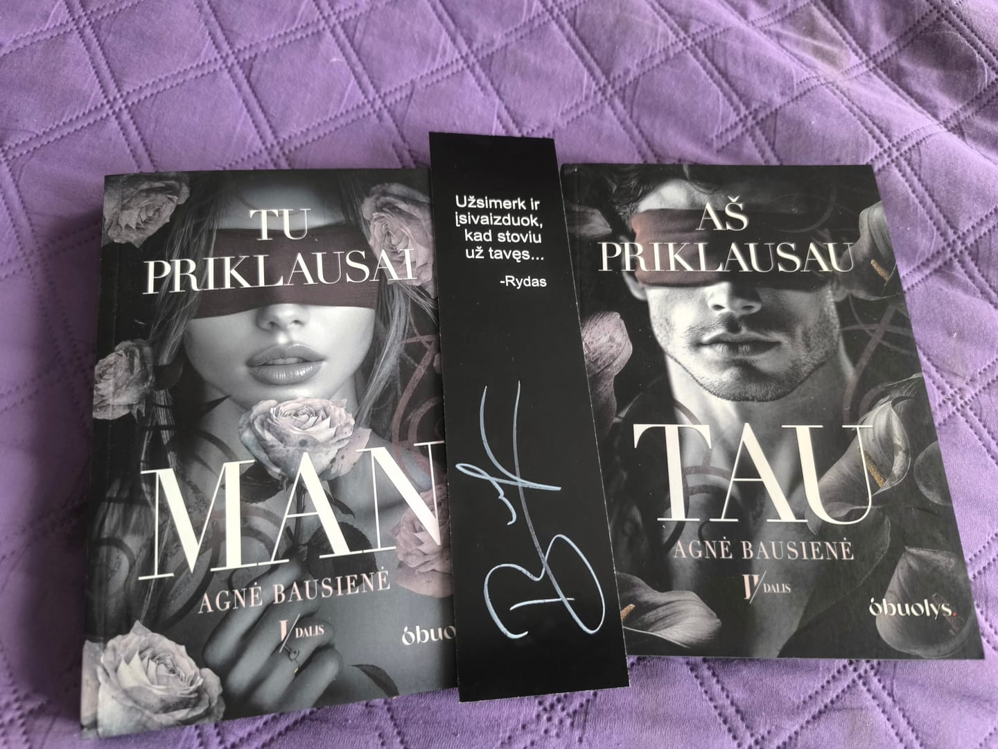 Customer photo review of Karšta naujiena! A. Bausienė pristato dilogiją Tu priklausai man + aš priklausau tau – pirmas tikras lietuviškas dark romance (black edition)