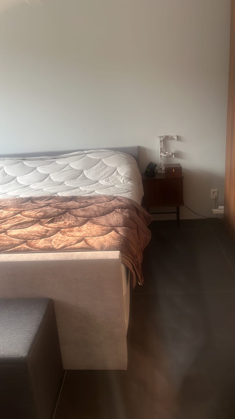 Customer photo review of Dekbed Zonder Overtrek Velvet™ Stone Grey