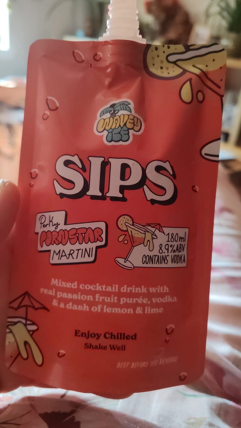 Customer photo review of Kola & Spiced Rum 15 Ice Pops Box