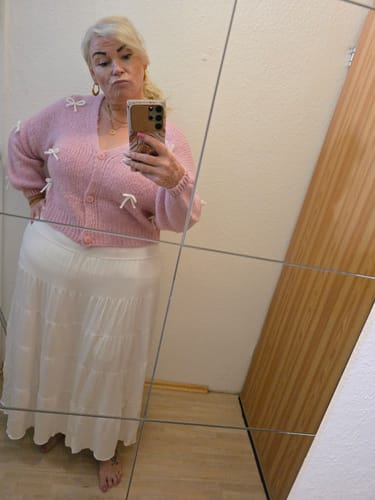 Customer photo review of Oversize Mini Schleifen Cardigan