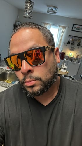 Customer photo review of Mis Raíces Orange