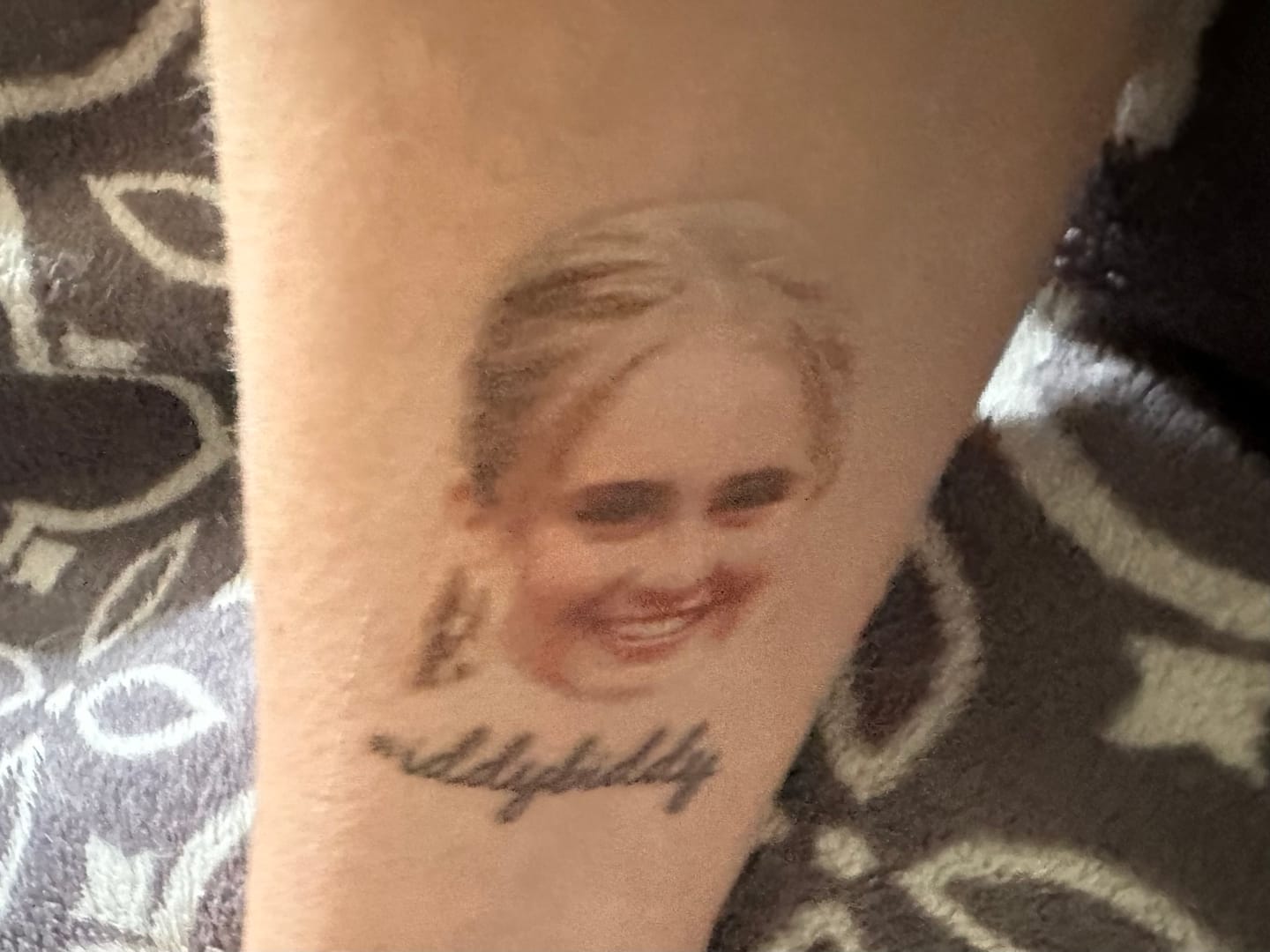 Customer photo review of Face Cut-Out Photo with Text Temporary Tattoo