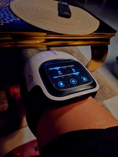 Customer photo review of NUVEX SmartRelief Knee™