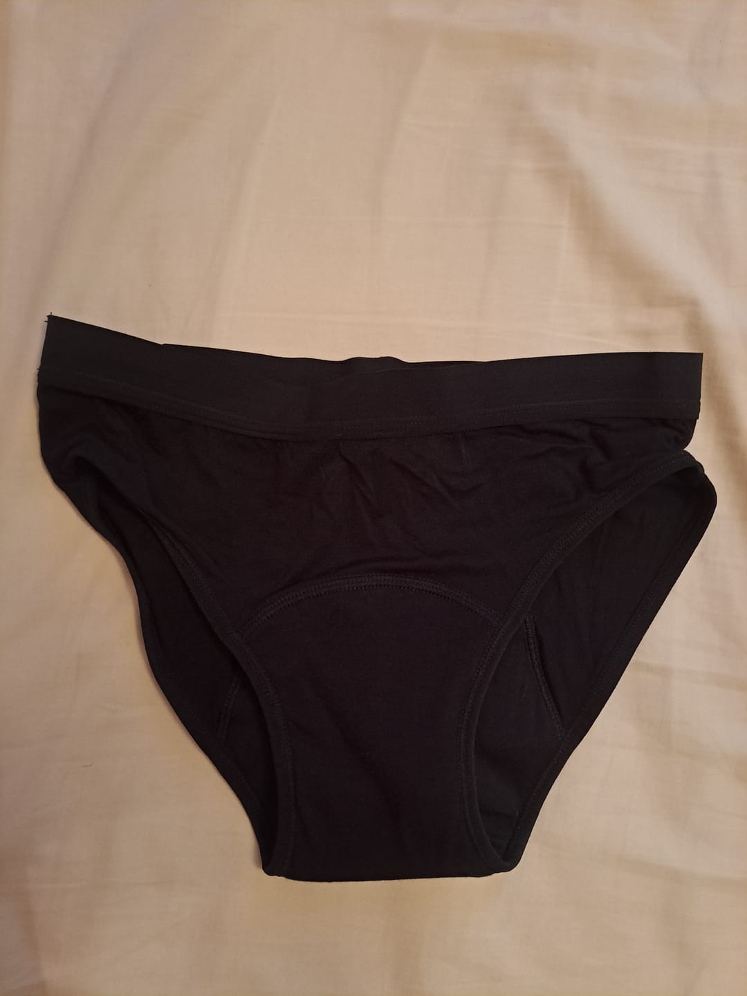 Customer photo review of Culotte Menstruelle Ados Léa