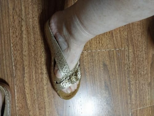 Customer photo review of New Women's Slippers Casual Flower Hollow Wedge Beach Shoes Outdoor Fashion Platform Comfortable Non-slip Sandals Plus size 43