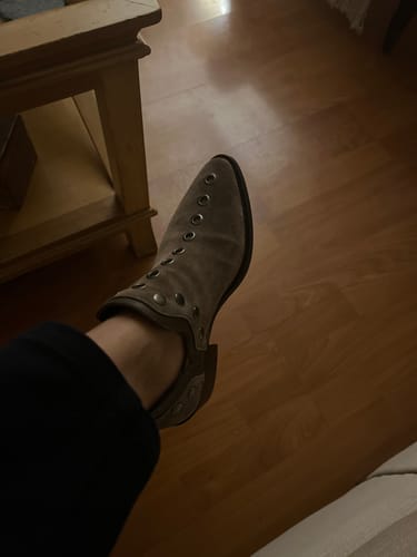 Customer photo review of BOTIN CECILE BISON 2551