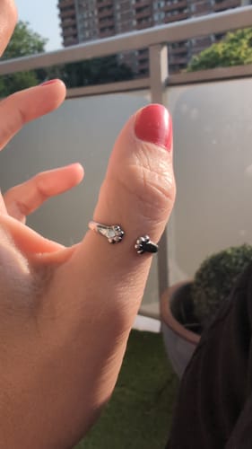 Customer photo review of Paw Hug Ring