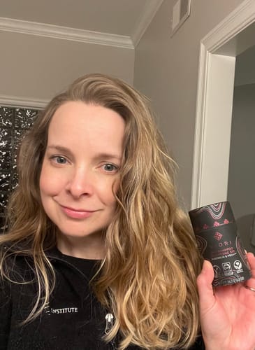 Customer photo review of Dry Shampoo | Magnolia & Peony