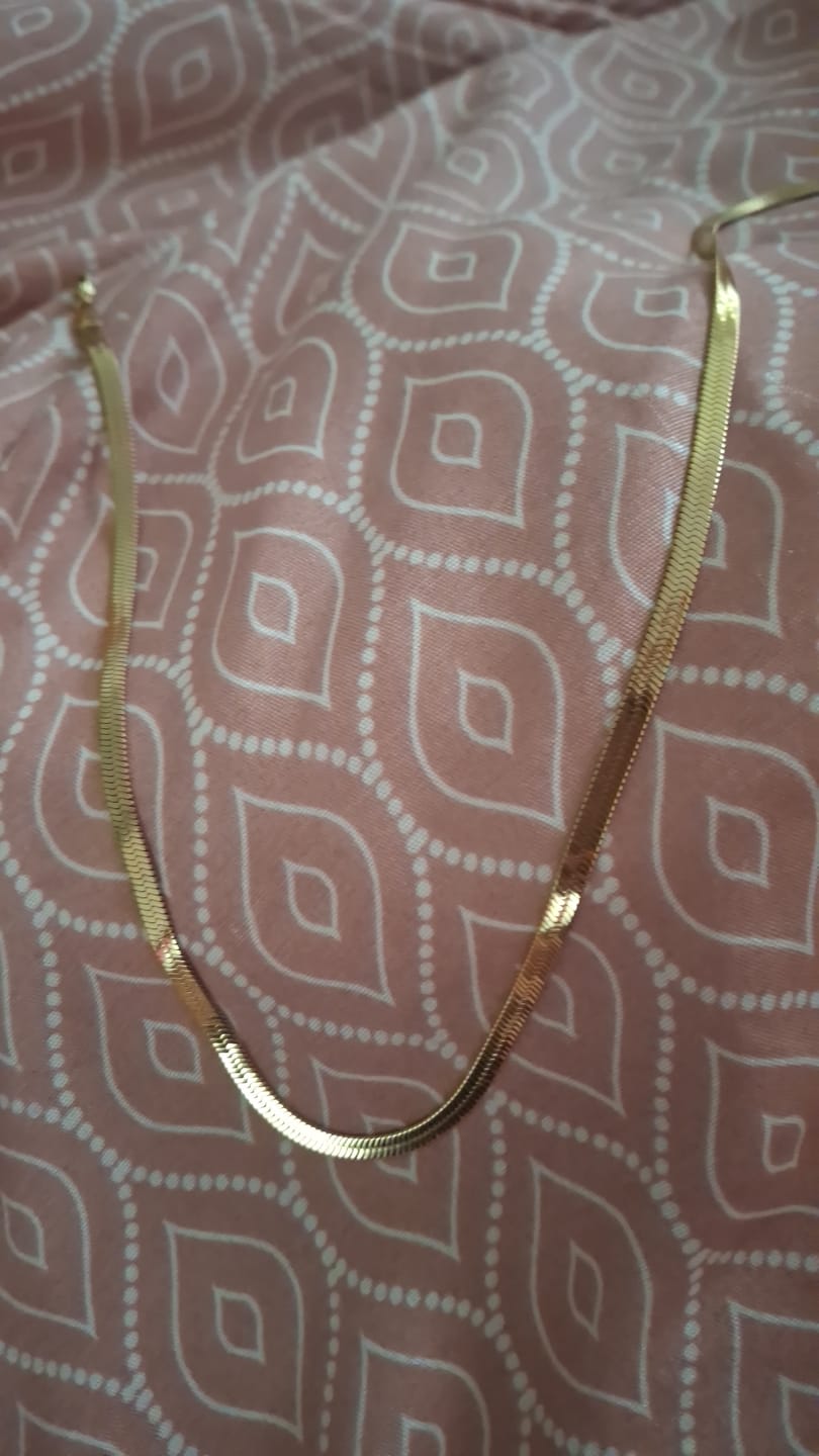 Customer photo review of Snake Skin Kette | 18K vergoldet