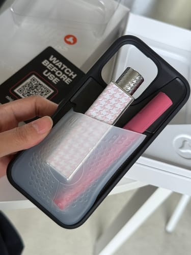 Customer photo review of Flex Pouch™ Phone Case