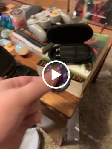 Customer video review of REVOLVER Spinner Fidget - Oil Slick Metal