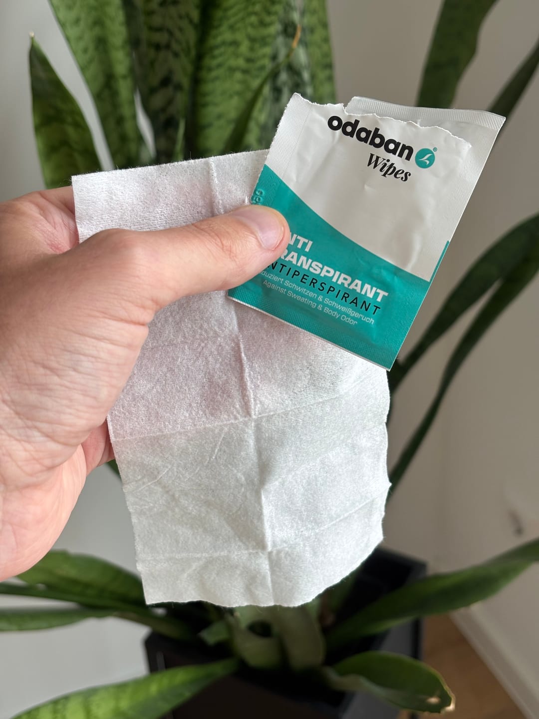 Customer photo review of odaban® Antitranspirant Wipes