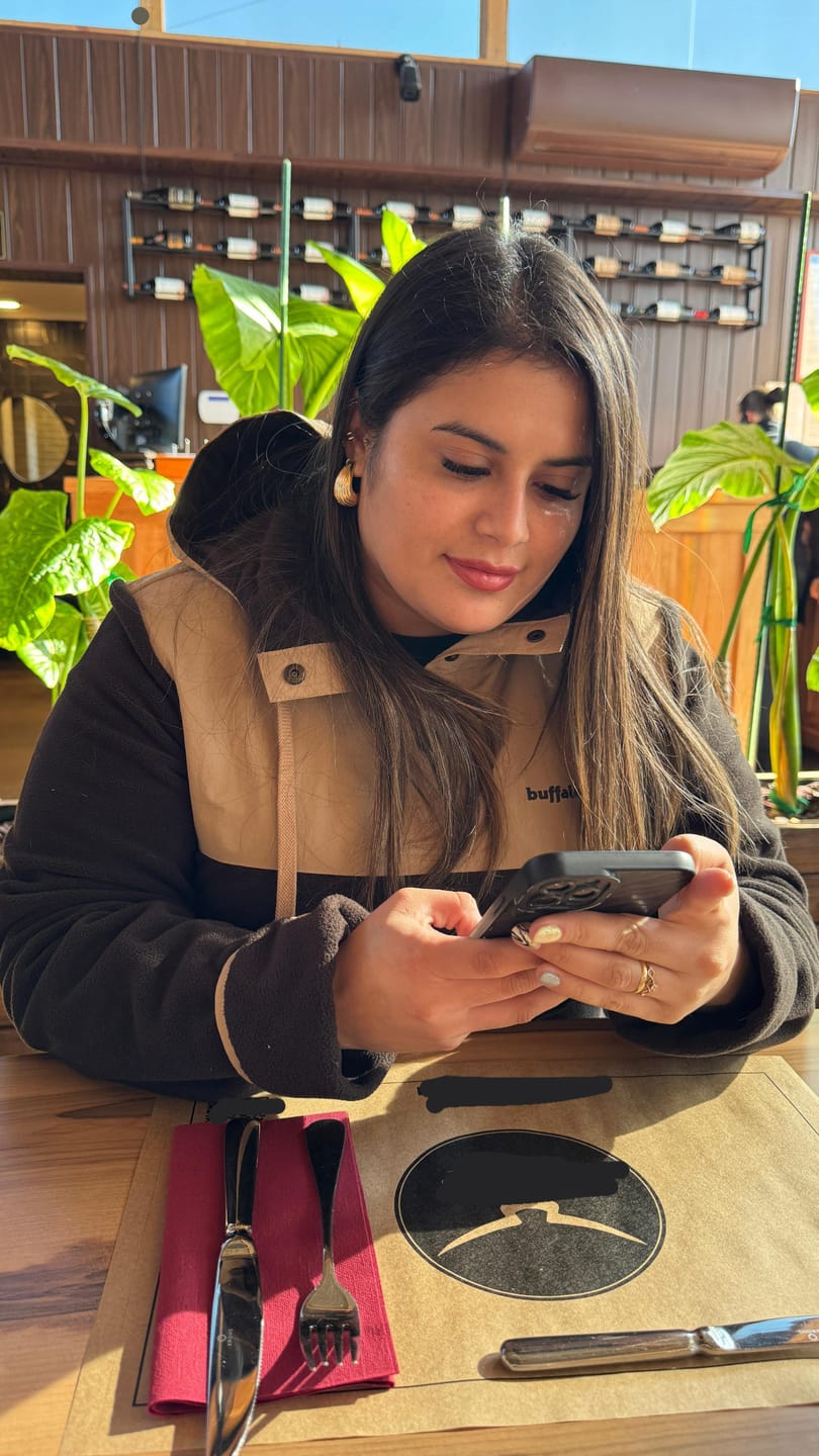Customer photo review of Poleron Acuta Mujer