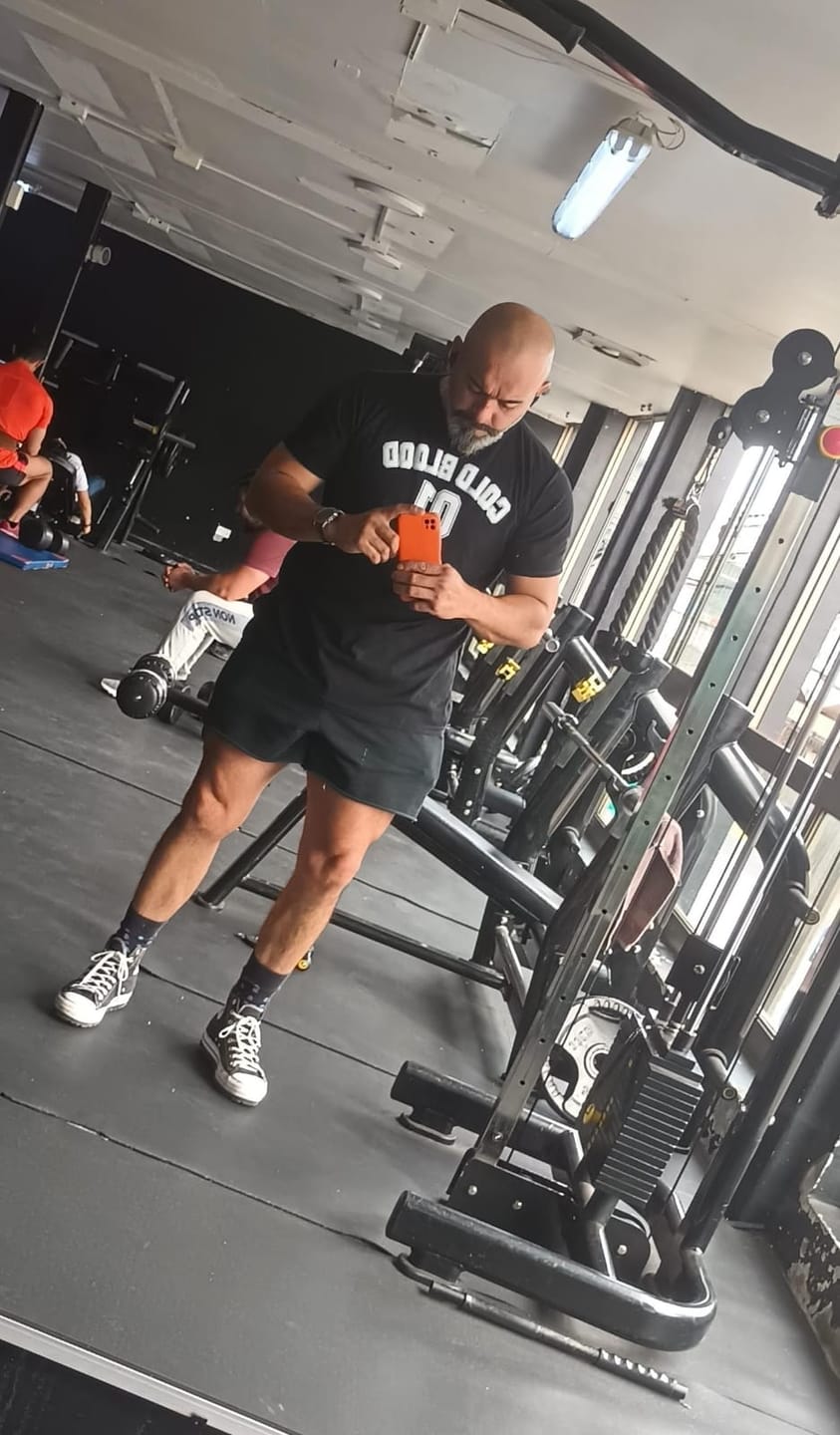 Customer photo review of POLERA BLACK BE STRONG