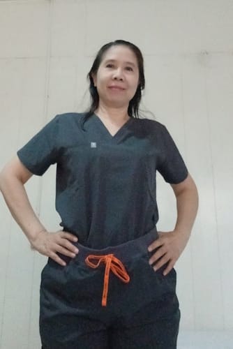 Customer photo review of 5-Pocket MoveTech® Scrub Top - Women / Graphite