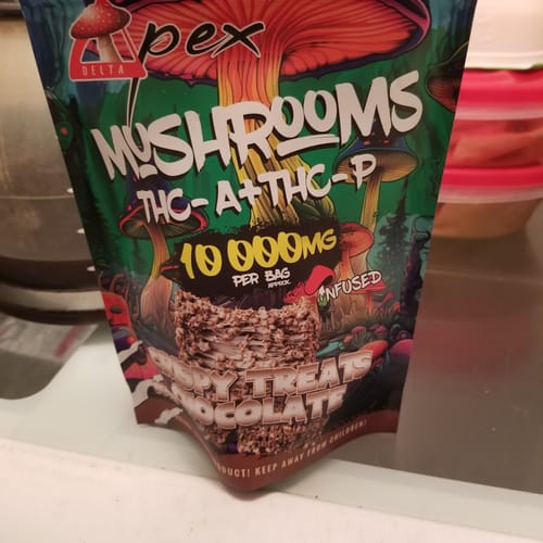 Customer photo review of Rice Crispy Chocolate Treats Mushroom THC-A + THC-P 10,000mg