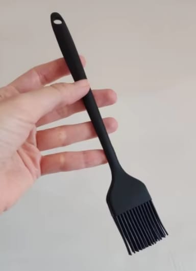 Customer photo review of 5pcs Premium Silicone Kitchen Brush Set