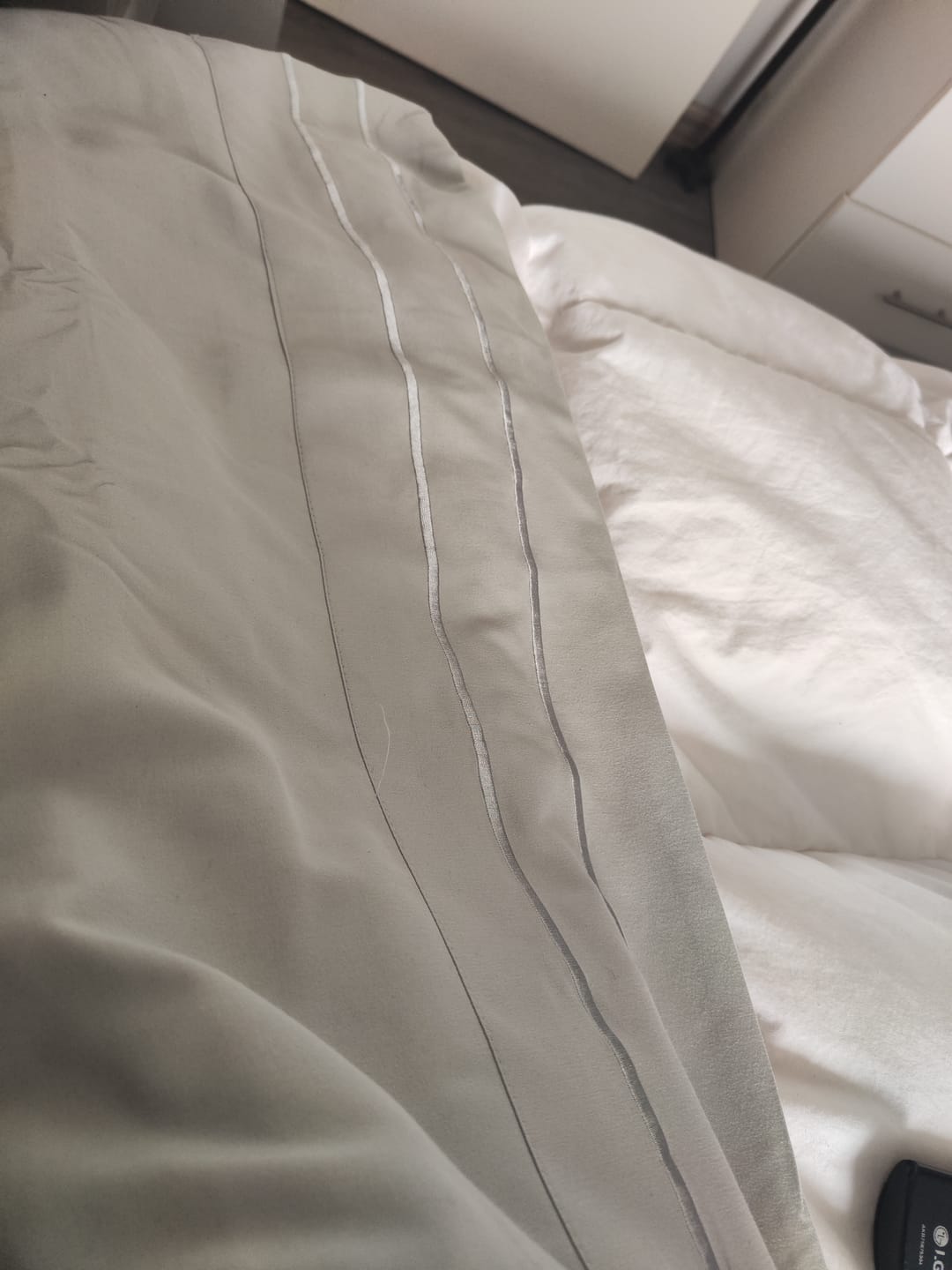 Customer photo review of Sábanas Lujo 1800 Hilos - 1,5 Plazas - Soft Touch