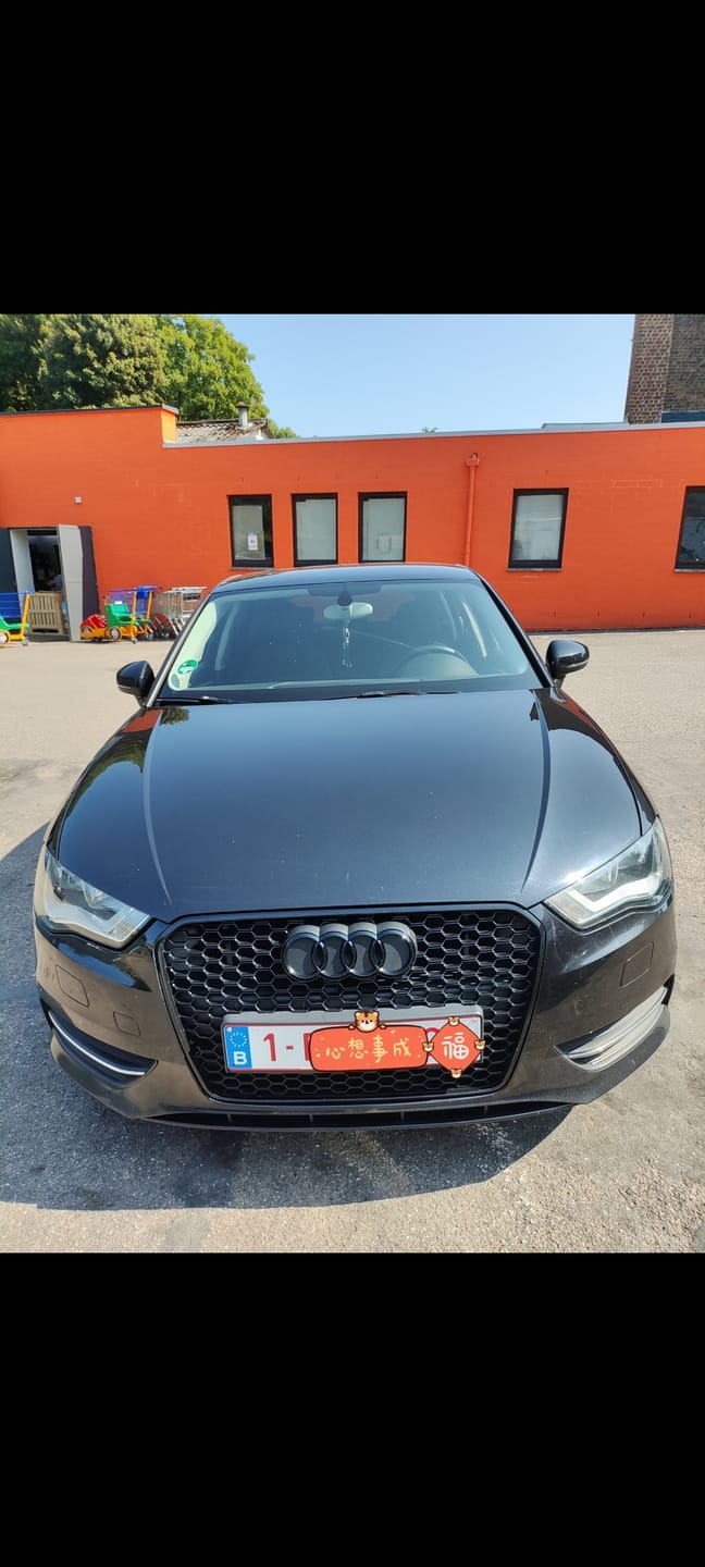 Customer photo review of Logo / Badge Audi Noir Avant / Arrière