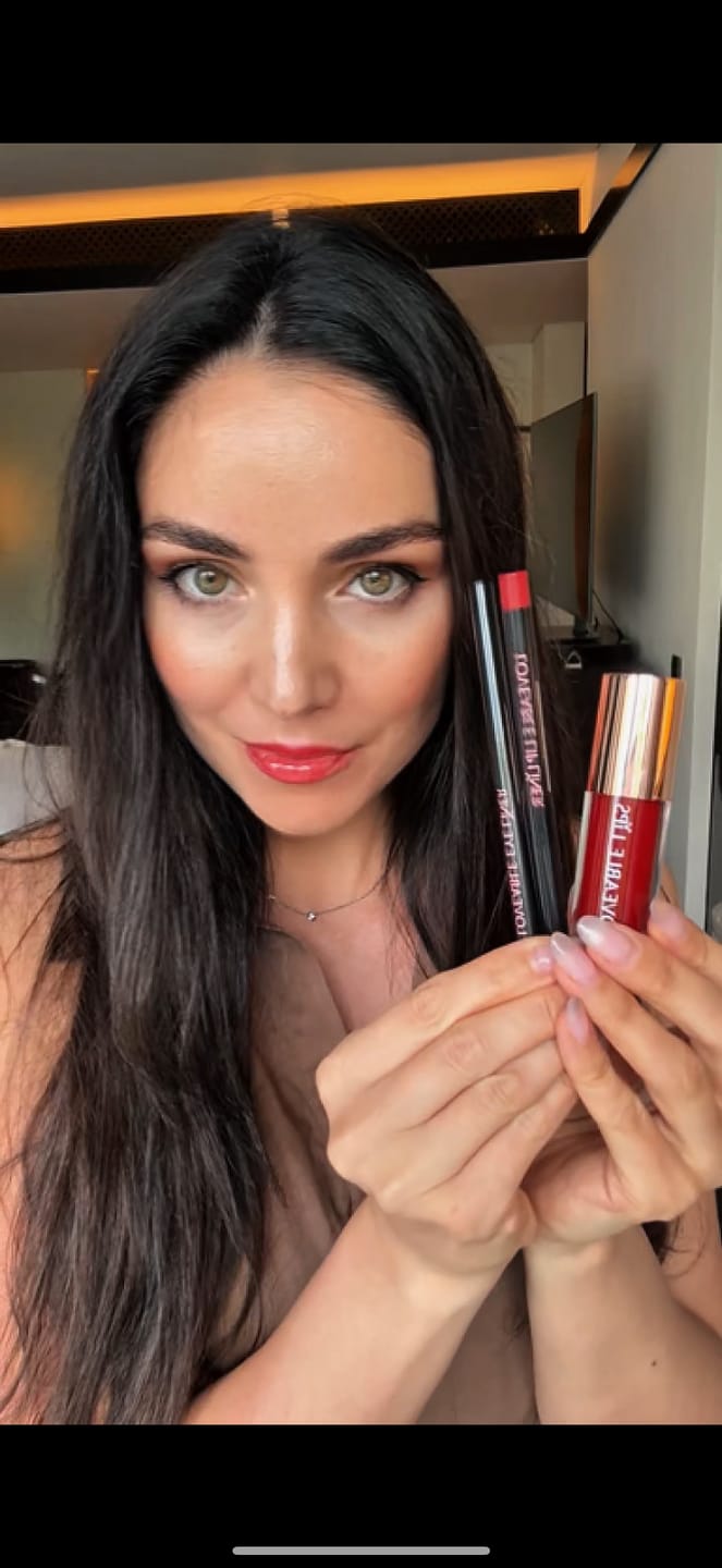 Customer photo review of Berry Defined Lip Liner