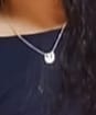 Customer photo review of Par Arete Triangulo Con Perla