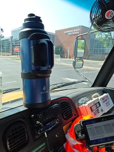 Customer photo review of 135 oz Titan Bottle