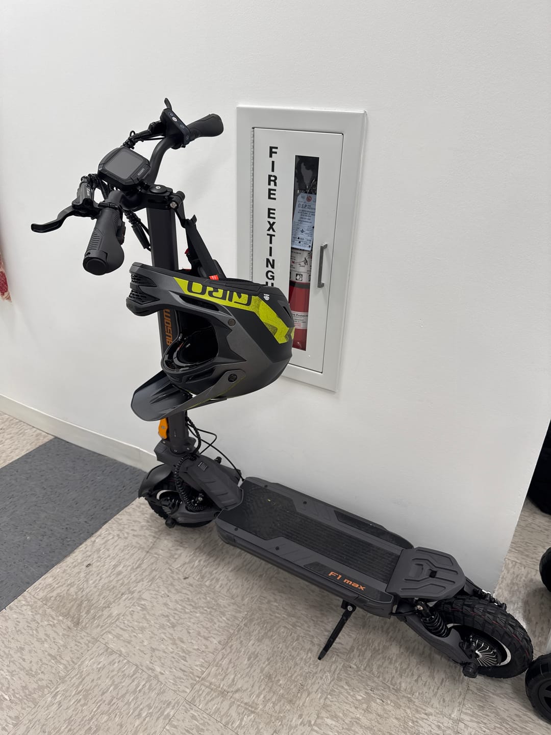 Customer photo review of Ausom F1 Max Electric Scooter